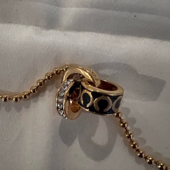 Coach station necklace and matching hoop earrings - Picture 4 of 6